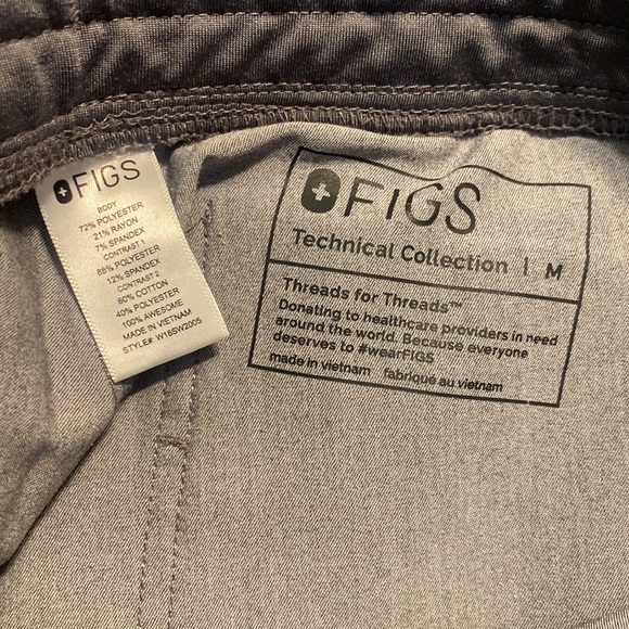 Figs Zamora joggers - Picture 4 of 5